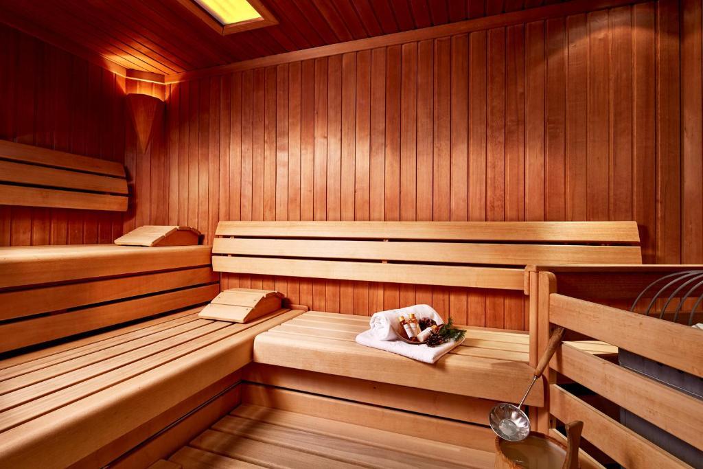Hotel Barbarahof 4 Stars Superior - Including Summer Card - Adults Only From 14 Years カプルーン エクステリア 写真