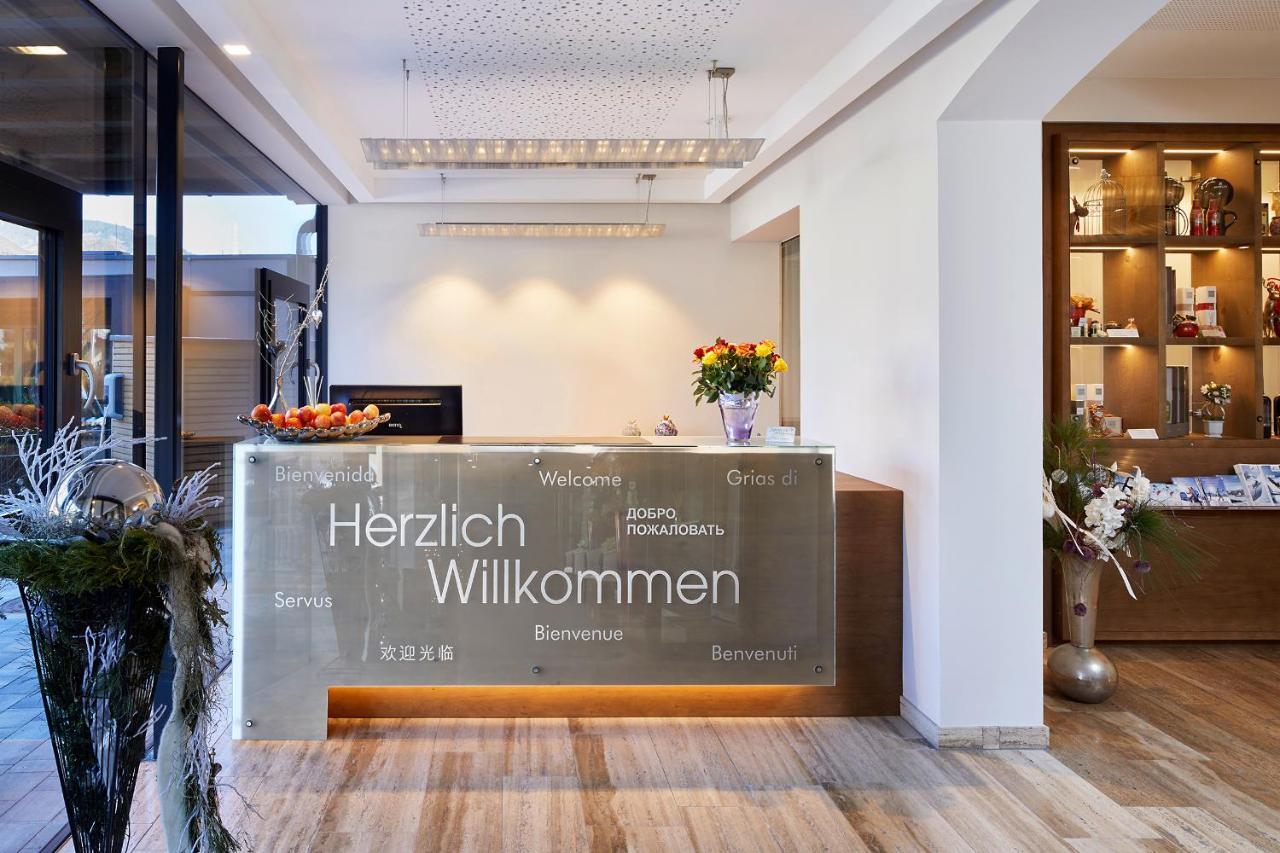 Hotel Barbarahof 4 Stars Superior-Summercard Inclusive-Adults Only From 14 Years カプルーン エクステリア 写真