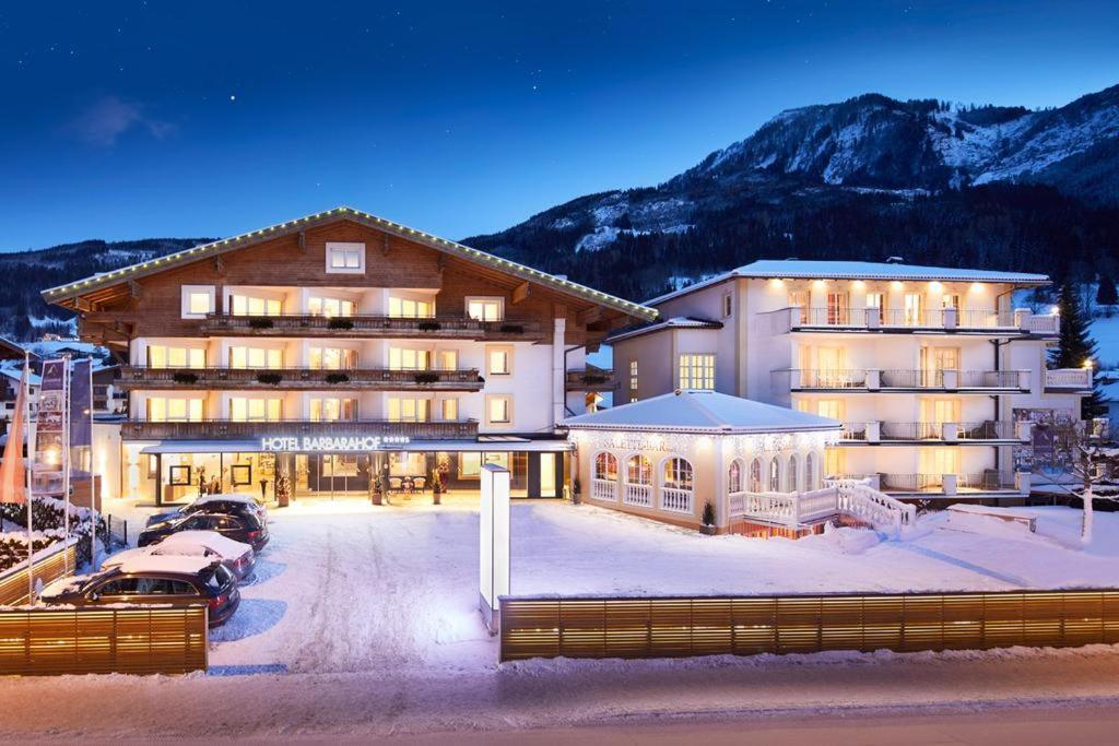 Hotel Barbarahof 4 Stars Superior-Summercard Inclusive-Adults Only From 14 Years カプルーン エクステリア 写真