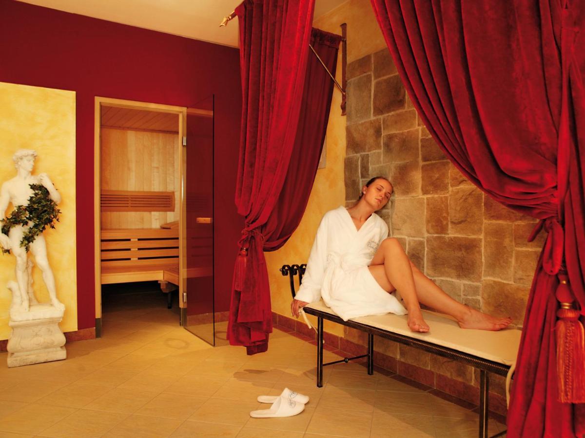 Hotel Barbarahof 4 Stars Superior-Summercard Inclusive-Adults Only From 14 Years カプルーン エクステリア 写真